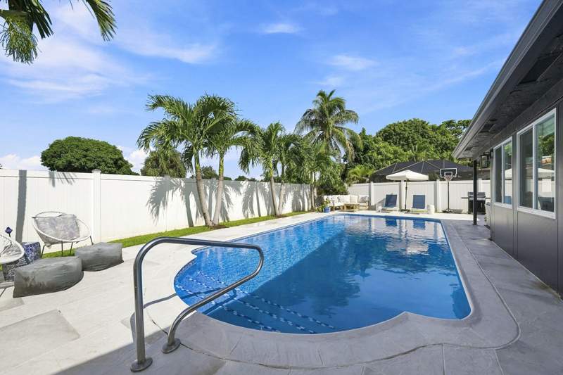 4 bedroom Single Family Residence at 1541 NW 64th Avenue, Cathedral Square, Margate — photo 3