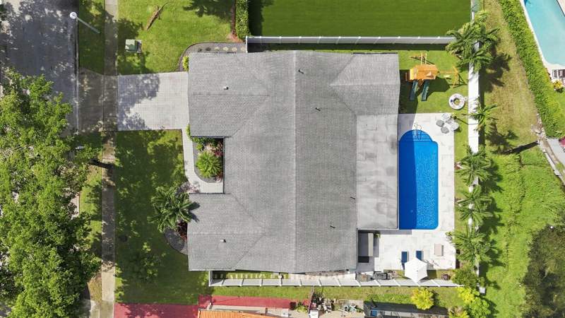 4 bedroom Single Family Residence at 1541 NW 64th Avenue, Cathedral Square, Margate — photo 2