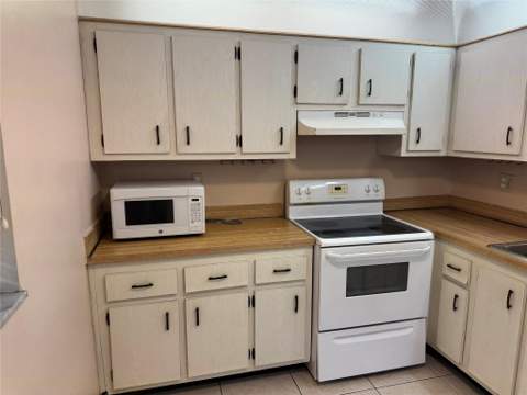 2860 Somerset Drive #317K, Lauderdale Lakes FL - photo 17 of 50