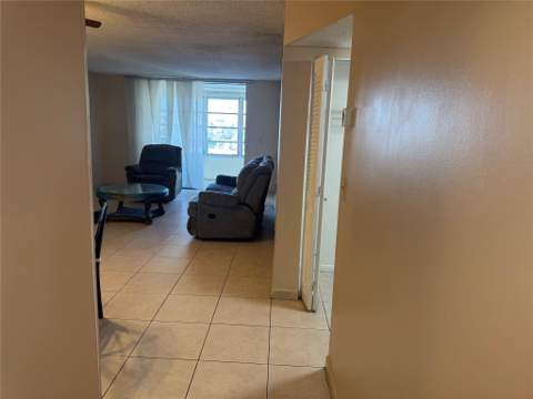 2860 Somerset Drive #317K, Lauderdale Lakes FL - photo 20 of 50