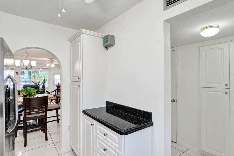 2 bedroom Condominium at 2651 Sunrise Lakes Drive #104, Sunrise Lakes 9 Condo, Sunrise — photo 3