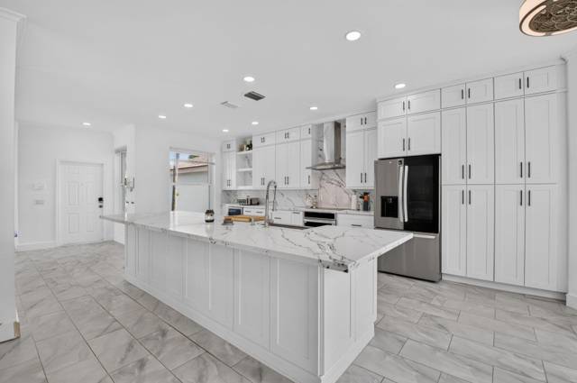 7001 Chesapeake Circle