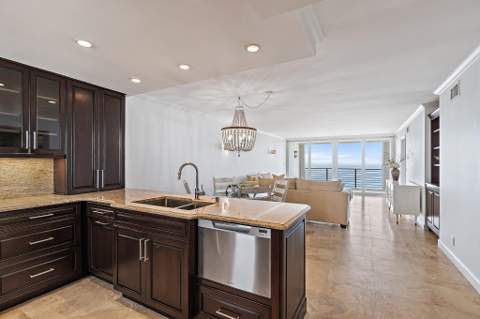 900 Ocean Drive #705, Juno Beach FL - photo 6 of 39