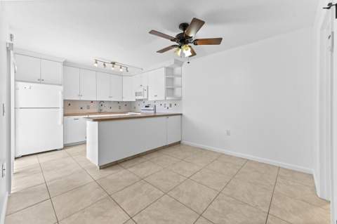 2523 25th Lane, Palm Beach Gardens FL - photo 11 of 32