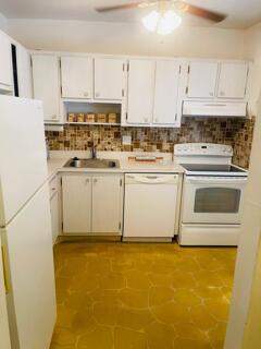 7200 NW 5th Place #203, Margate FL - photo 9 of 10