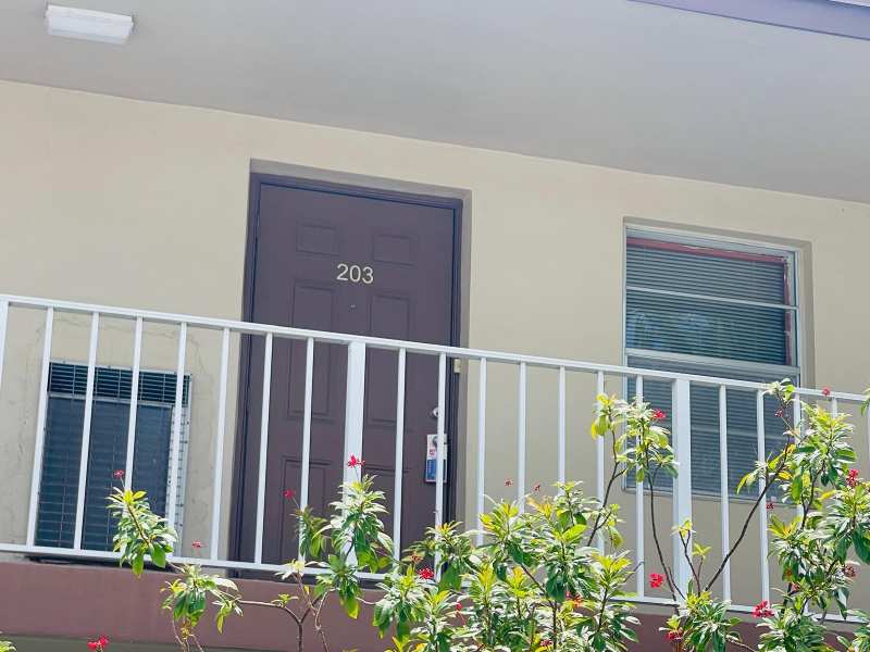 2 bedroom Condominium at 7200 NW 5th Place #203, Oriole Gardens 11 Condo, Margate — photo 1