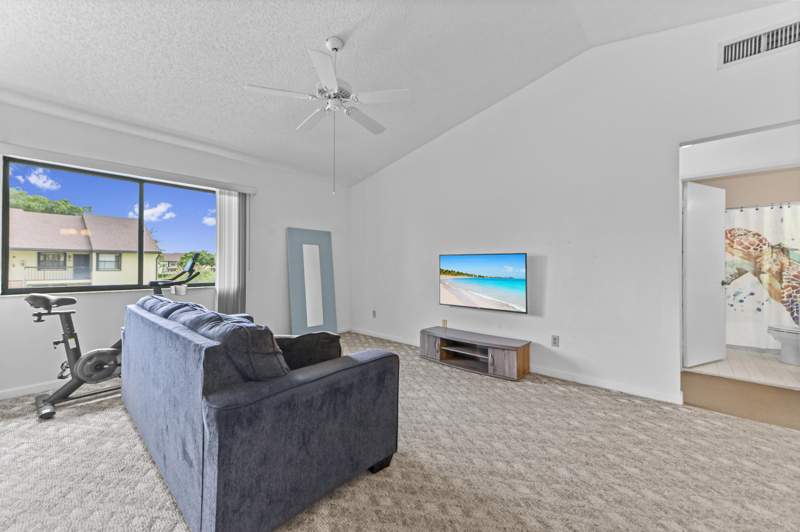2 bedroom Condominium at 4717 Lucerne Lakes Boulevard #201, Lucerne Greens Condo, Lake Worth — photo 4