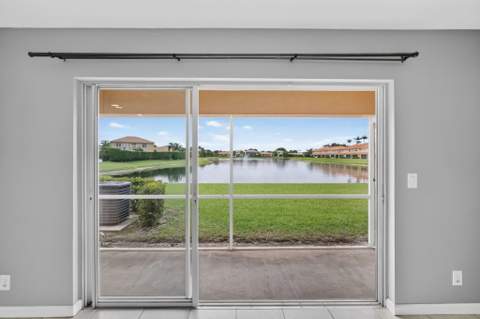 3071 Waddell Avenue, West Palm Beach FL - photo 12 of 41