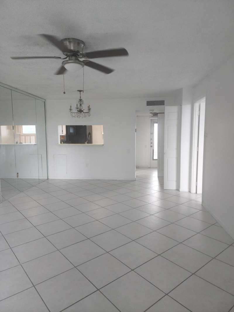 1 bedroom Condominium at 9301 Lime Bay Boulevard #306, Lime Bay Condominium 7, Tamarac — photo 1