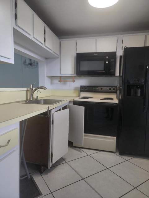9301 Lime Bay Boulevard #306, Tamarac FL - photo 17 of 31