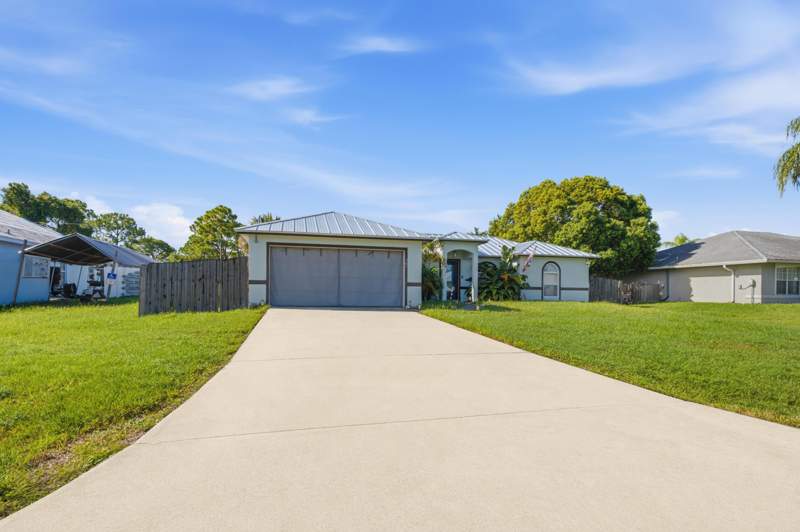 3 bedroom Single Family Residence at 385 SW Nativity Terrace, Port St Lucie Section 13, Port St. Lucie — photo 5