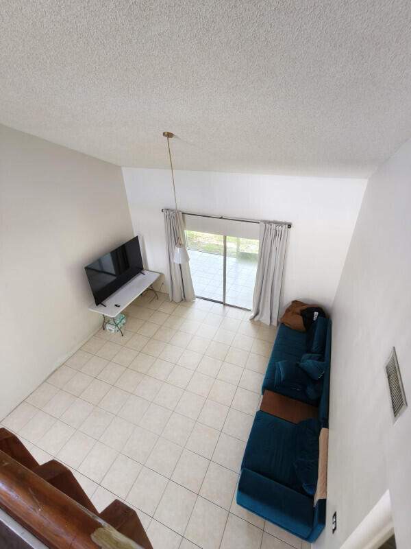 3 bedroom Townhouse at 15747 Woodgate Place, Woodgate Condominium 28, Sunrise — photo 3