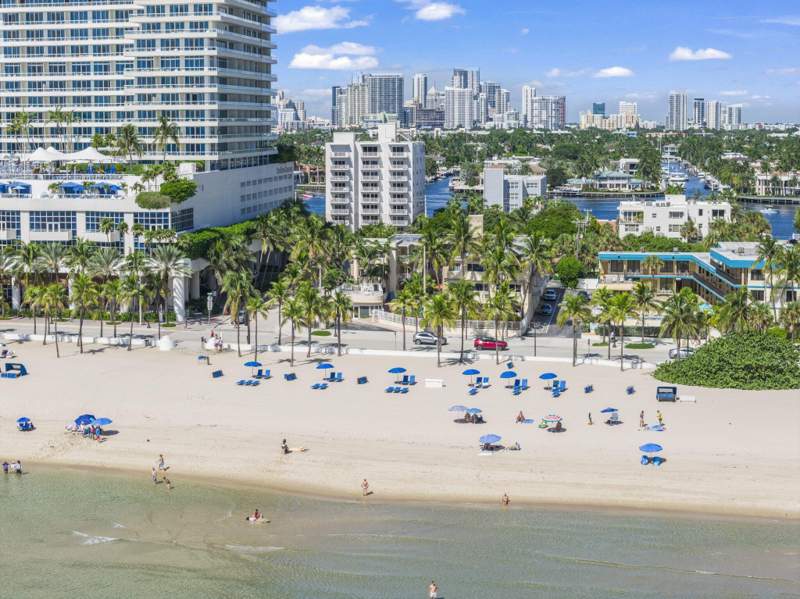 1 bedroom Condominium at 95 N Birch Road #704, Harbor Haven Condo, Fort Lauderdale — photo 2