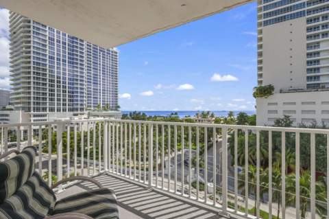 95 N Birch Road #704, Fort Lauderdale FL - photo 7 of 59