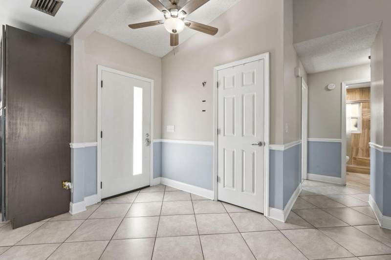 3 bedroom Single Family Residence at 5111 Eagle Drive, Holiday Pines Subdivision Phase Iib, Fort Pierce — photo 3