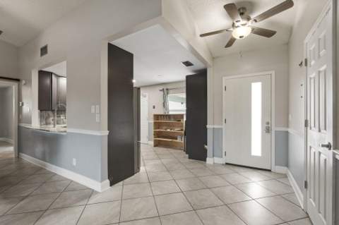 5111 Eagle Drive, Fort Pierce FL - photo 8 of 37