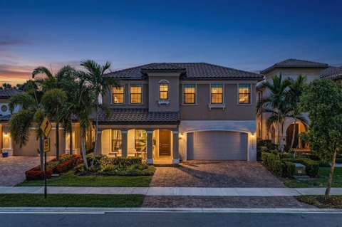 12143 S Baypoint Circle, home for sale in Parkland 33076