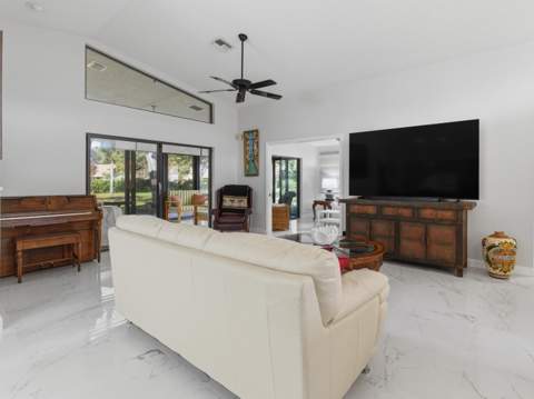 8901 Boatswain Drive, Boynton Beach FL - photo 13 of 104
