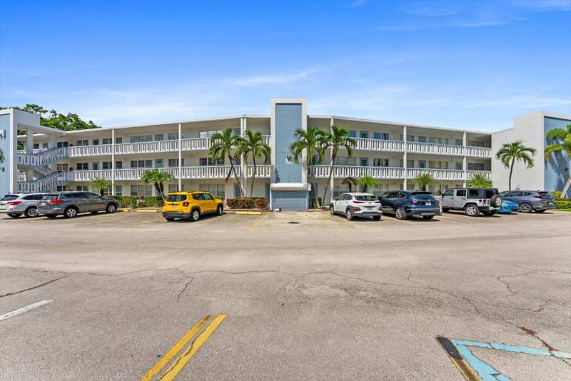 2 bedroom Condominium at 309 Wellington M, Wellington Condos, West Palm Beach — photo 1