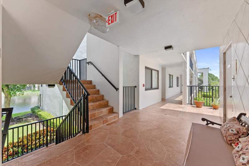 2 bedroom Condominium at 10634 W Clairmont Circle, Clairmont Condominium F, Tamarac — photo 5
