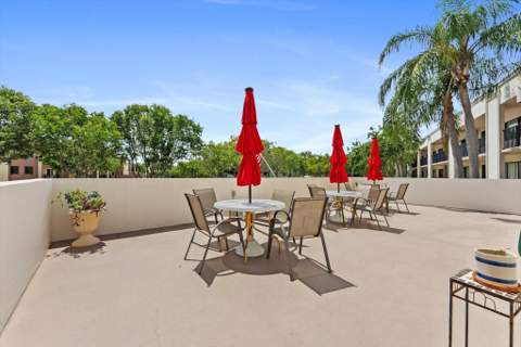 10634 W Clairmont Circle, Tamarac FL - photo 9 of 47