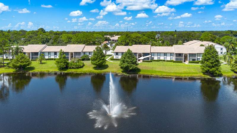 3 bedroom Condominium at 2732 SW Matheson Avenue, Pine Ridge At Martin Downs Condo, Palm City — photo 2