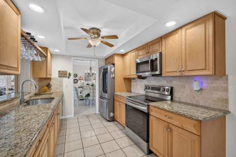 119 Cruiser Road, North Palm Beach FL - photo 16 of 54
