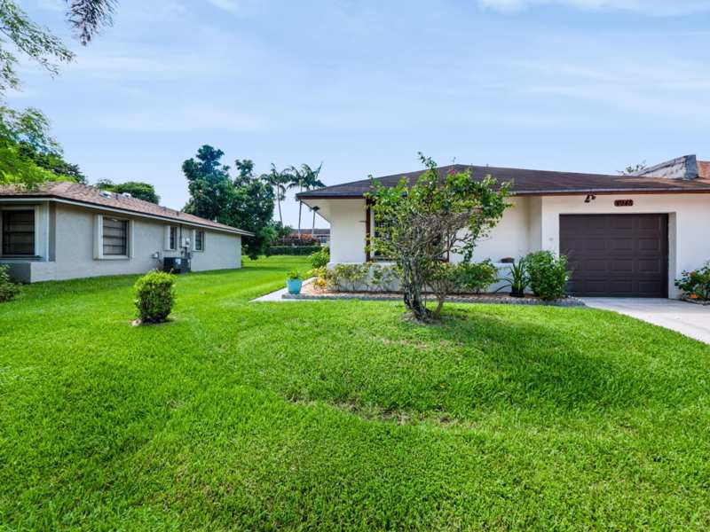 2 bedroom Villa at 4948 Regina Court, Palm Hill Villas Unit One, West Palm Beach — photo 1
