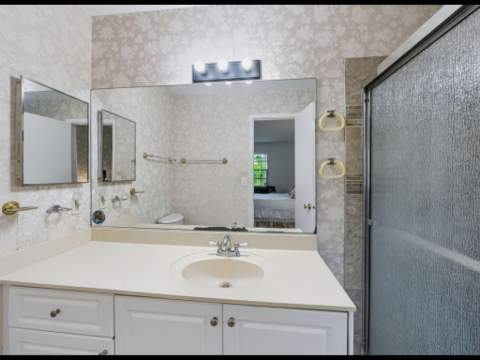 4948 Regina Court, West Palm Beach FL - photo 13 of 17