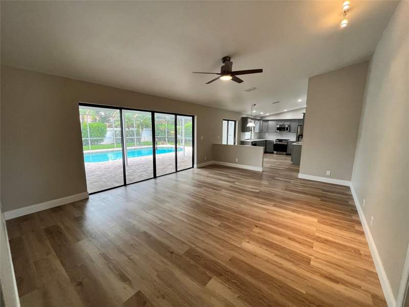 4 bedroom Single Family Residence at 11375 NW 19th Drive, Cypress Run, Coral Springs — photo 5