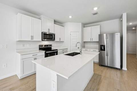 12997 SW Forli Way, Port St. Lucie FL - photo 14 of 39