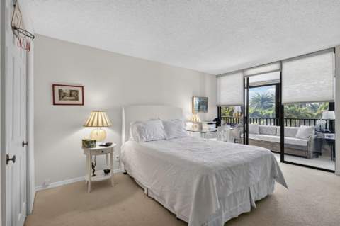 2220 S Ocean Boulevard #302, Delray Beach FL - photo 23 of 32