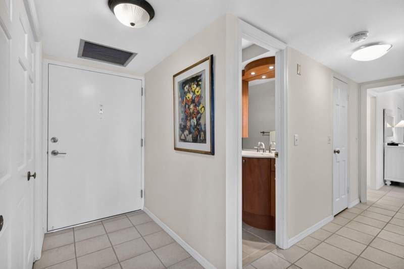 2 bedroom Condominium at 2220 S Ocean Boulevard #302, Court of Delray Condo, Delray Beach — photo 5