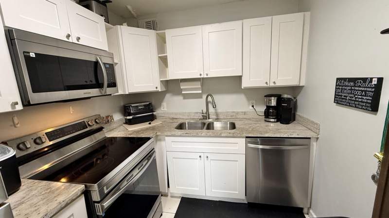 2 bedroom Condominium at 1037 Ashby D, Century Village, Deerfield Beach — photo 2