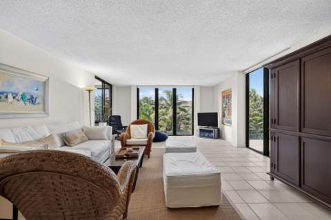 2220 S Ocean Boulevard #302, Delray Beach FL - photo 7 of 32