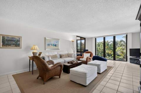 2220 S Ocean Boulevard #302, Delray Beach FL - photo 8 of 32