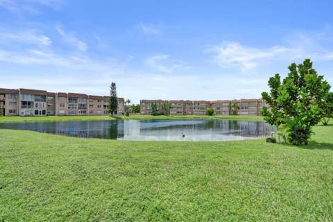 9540 Sunrise Lakes Boulevard #303, Sunrise FL - photo 13 of 43