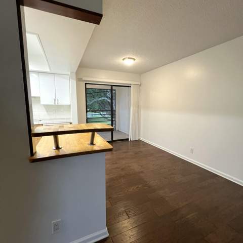 4205 Oak Terrace Drive, Greenacres FL - photo 15 of 29