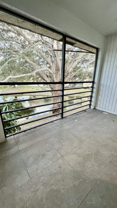 4205 Oak Terrace Drive, Greenacres FL - photo 20 of 29