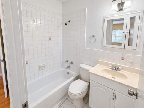 211 Dartmouth Drive, Lake Worth Beach FL - photo 17 of 25