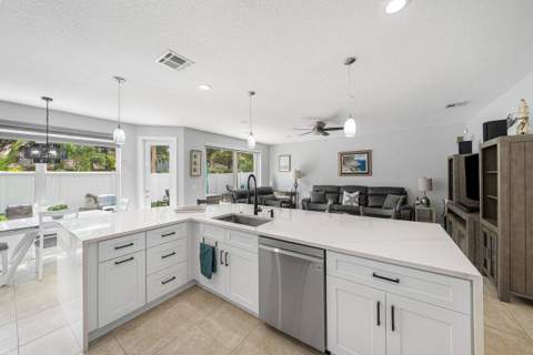 4756 S Classical Boulevard, Delray Beach FL - photo 15 of 44