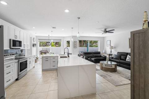 4756 S Classical Boulevard, Delray Beach FL - photo 13 of 44