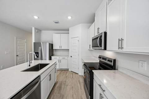 13001 SW Forli Way, Port St. Lucie FL - photo 16 of 39