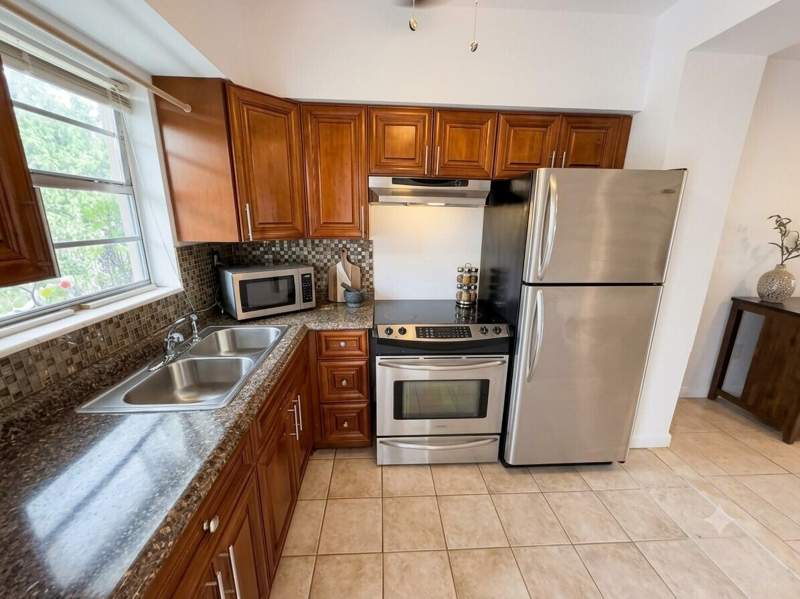2 bedroom Condominium at 6560 Winfield Boulevard #102, Winfield Gardens South Condo, Margate — photo 5