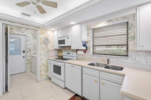 10620 Limeberry Drive, Boynton Beach FL - photo 19 of 62