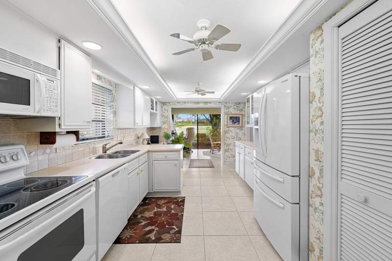3 bedroom Single Family Residence at 10620 Limeberry Drive, Quail Ridge, Boynton Beach — photo 4
