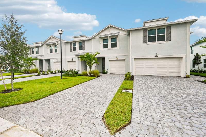 3 bedroom Townhouse at 646 Salisbury Circle, Tidewater, Fort Pierce — photo 4