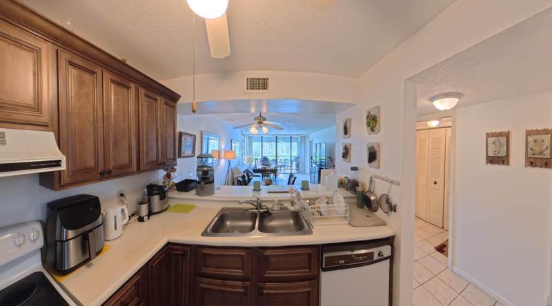 2 bedroom Condominium at 6618 Coral Lake Drive #206, Coral Gate Xi Condo, Margate — photo 3