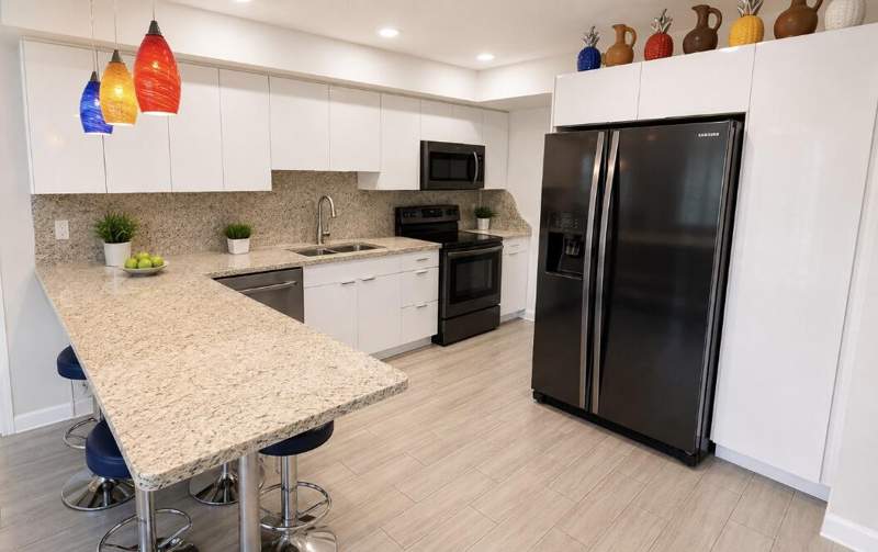 1 bedroom Condominium at 300 Diplomat Parkway #514, Fairways Riviera Condo, Hallandale Beach — photo 5