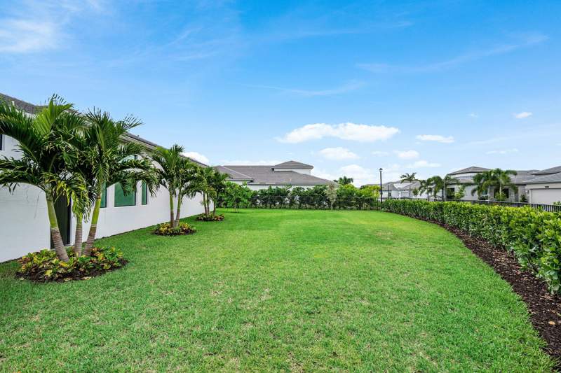 3 bedroom Single Family Residence at 9062 Corsican Finch Court, Valencia Del Mar, Boynton Beach — photo 4